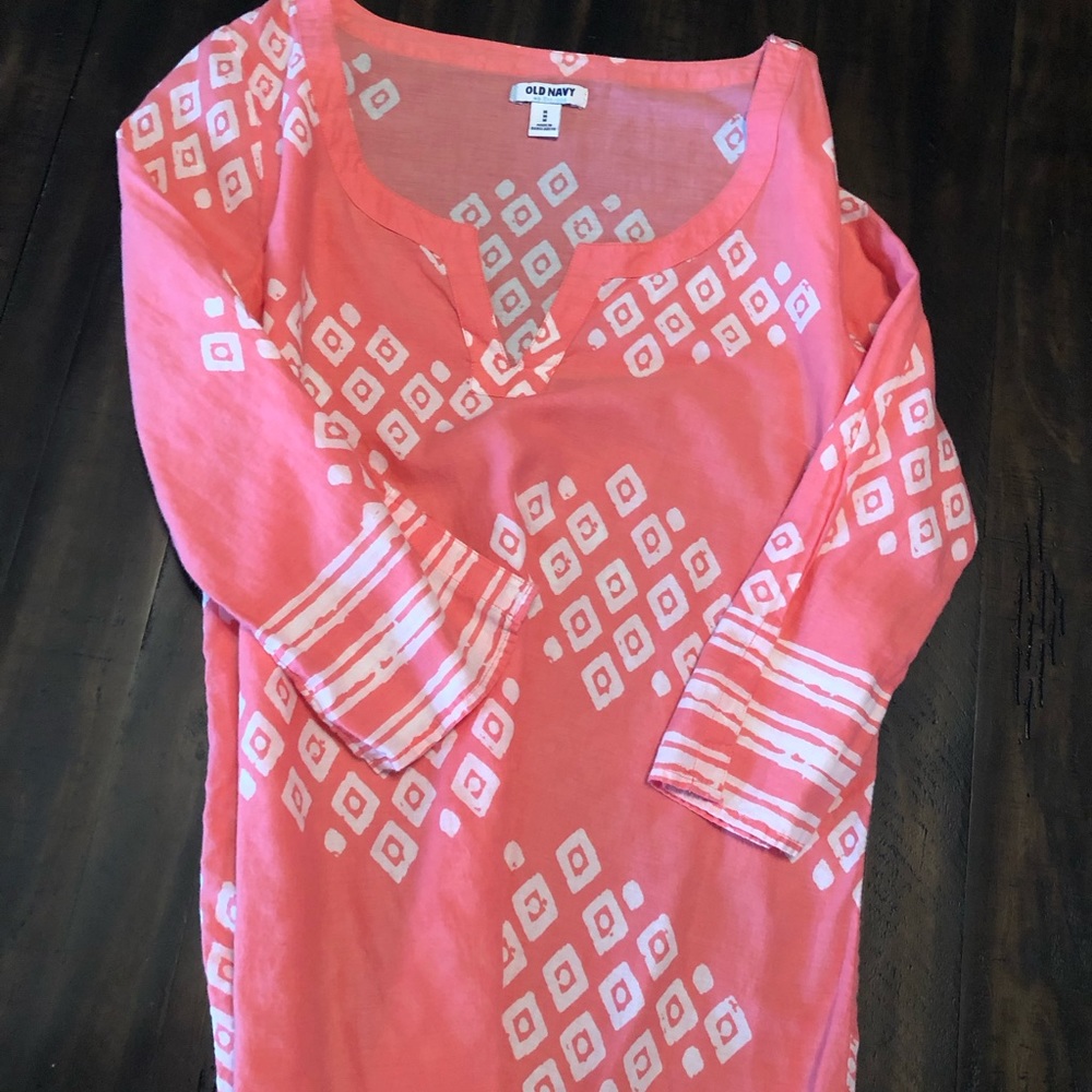 Coral top